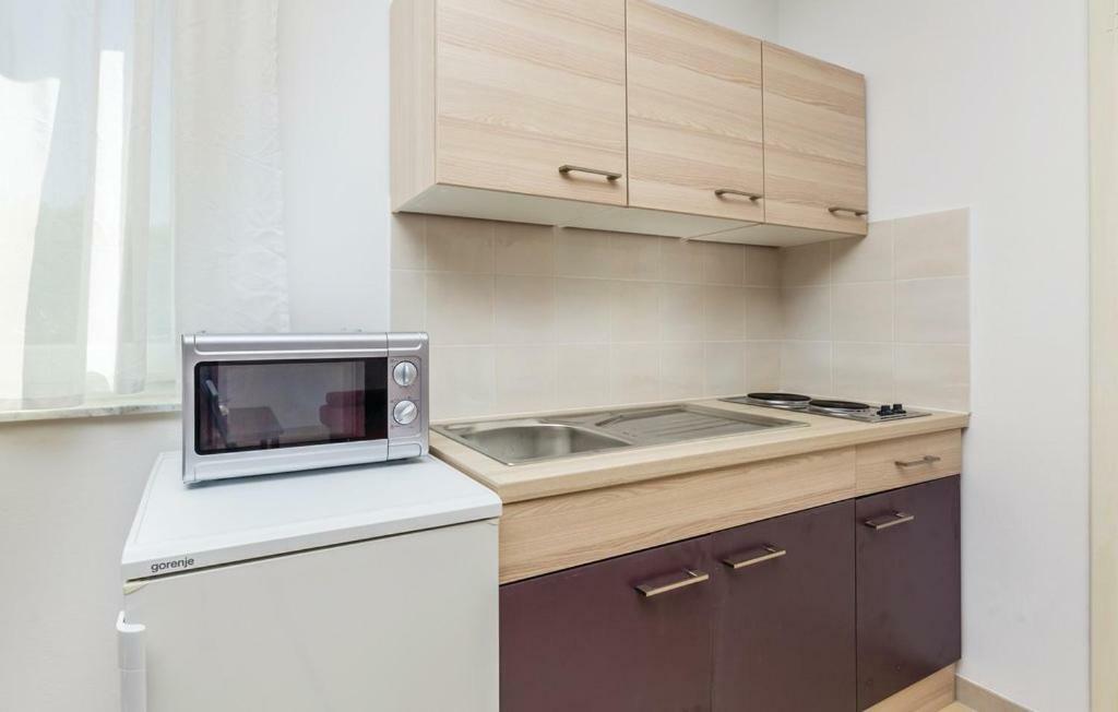 Vila Casia Dobrinj Luaran gambar