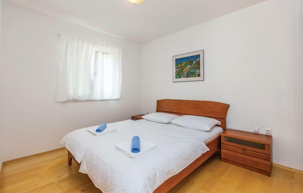 Vila Casia Dobrinj Luaran gambar