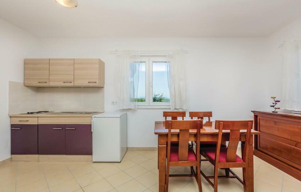 Vila Casia Dobrinj Luaran gambar