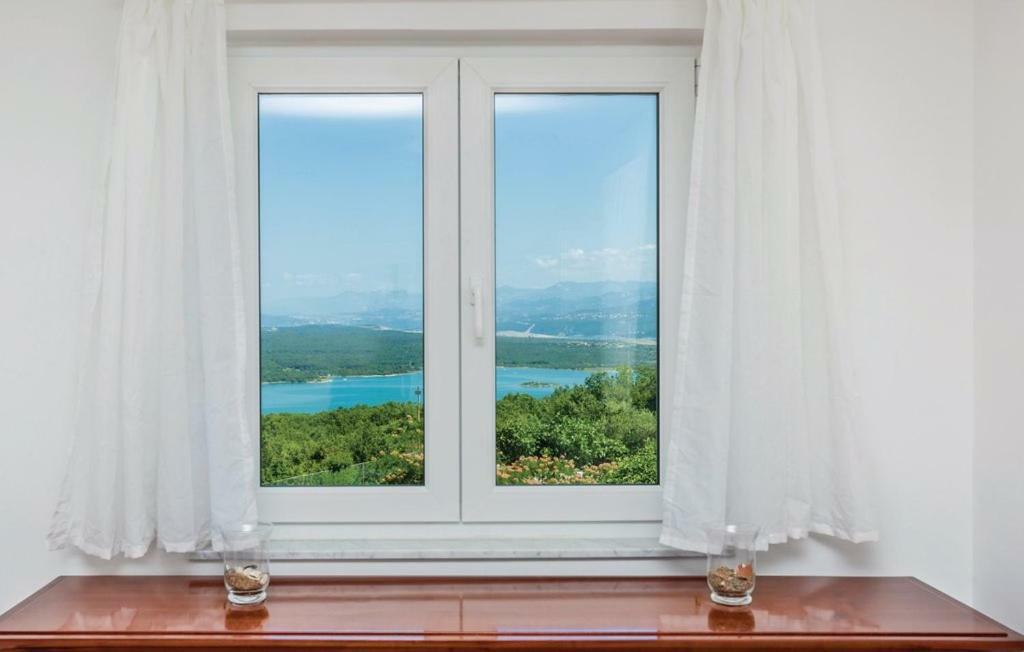 Vila Casia Dobrinj Luaran gambar