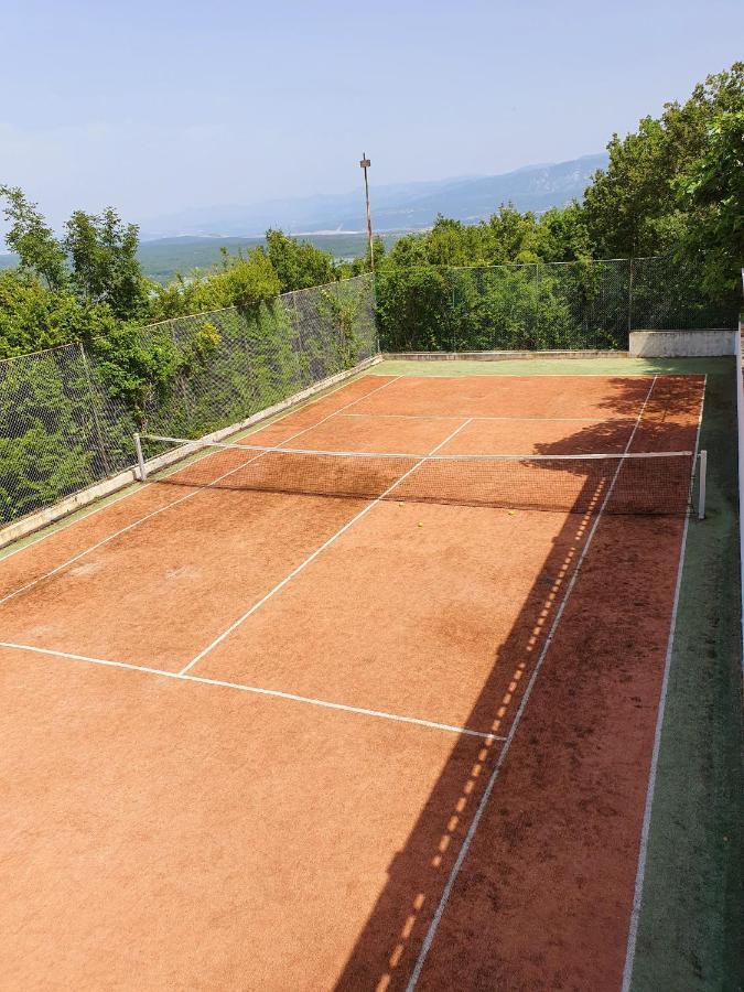 Vila Casia Dobrinj Luaran gambar
